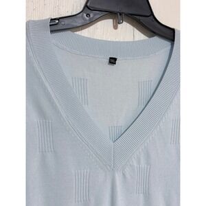 Arach & Cloz Women XXL Light Blue V-Neck Short Sleeve Textured Knit Sweater Top